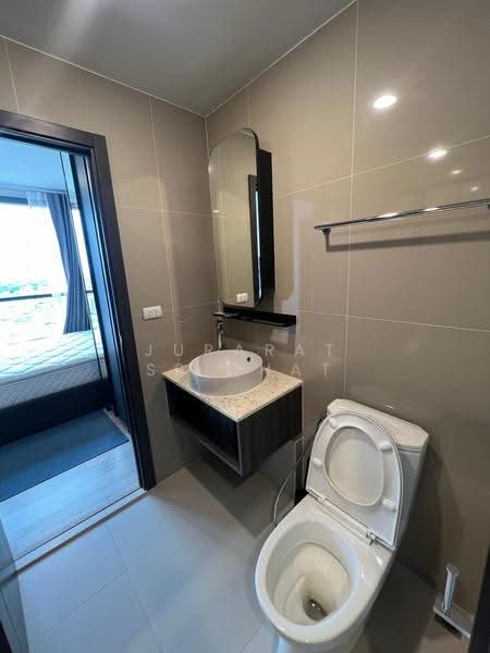 XT Huaikhwang, Bangkok, 244 Ratchadaphisek Road, Huai Khwang, Bangkok, 1 Bedroom, 35 sqm, Condo For Rent, by Jurarat Srichat, 500522002 - DDproperty.com