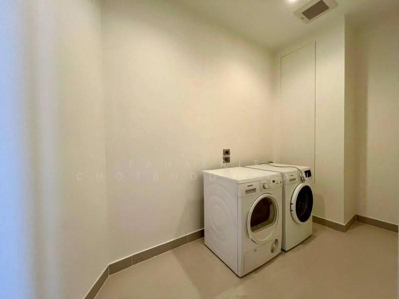The Residences At Mandarin Oriental, Bangkok, 117 Charoen Nakorn Road, Khlong Ton Sai, Khlong San, Bangkok, 3 Bedrooms, 224 sqm, Condo For Rent, by Tanakrit Chotbuddkayan, 500522006 - DDproperty.com
