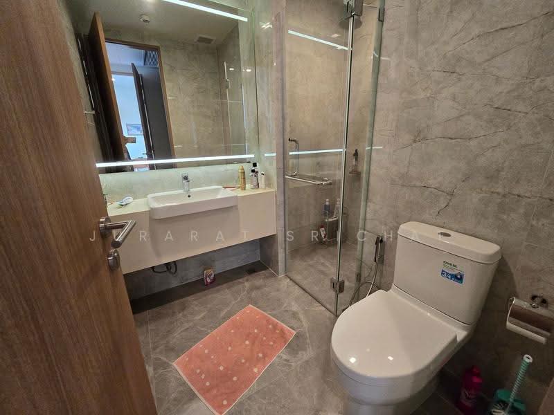 Noble Around Sukhumvit 33, Bangkok, 17 Soi Sukhumvit 33, Khlong Tan Nua, Watthana, Bangkok, 1 Bedroom, 35 sqm, Condo For Rent, by Jurarat Srichat, 500522011 - DDproperty.com