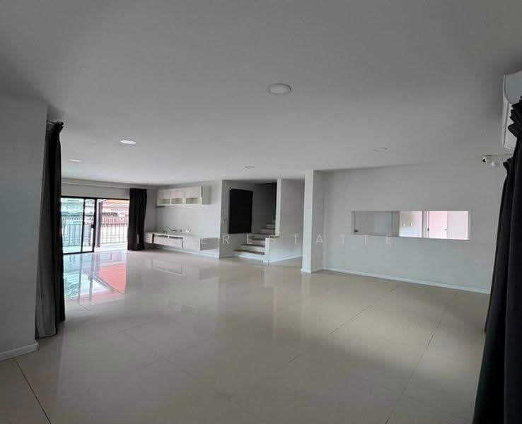 Britania Bangna Km.26 : บริทาเนีย บางนา กม.26, samut-prakan, 42 ถนนวัดบางบ่อ, Bang Bo, Samut Prakan, 3 Bedrooms, 160 sqm, Single Detached House For Sale, by Differestatte, 500522015 - DDproperty.com