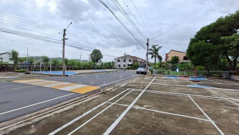 จิตภาวรรณ รังสิต-คลอง 11, Pathum Thani, Bung Nam Rak, Thanyaburi, Pathum Thani, 3 Bedrooms, 100 sqm, Townhouse For Sale, by The Best Property โอ, 500522031 - DDproperty.com