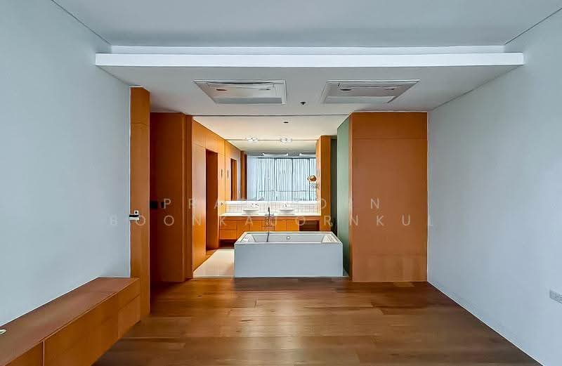 Domus 16, Bangkok, 19 Soi Sukhumvit 16, Khlong Toei, Bangkok, 3 Bedrooms, 167 sqm, Condo For Rent, by Prapaporn Boonkajonkul, 500522035 - DDproperty.com