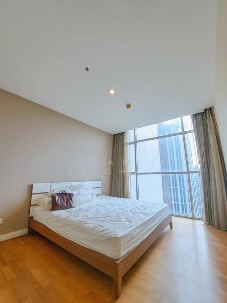 Urbana Sathorn, Bangkok, 55 South Sathorn Road, Thung Maha Mek, Sathon, Bangkok, 1 Bedroom, 69 sqm, Condo For Sale, by Jurarat Srichat, 500522052 - DDproperty.com