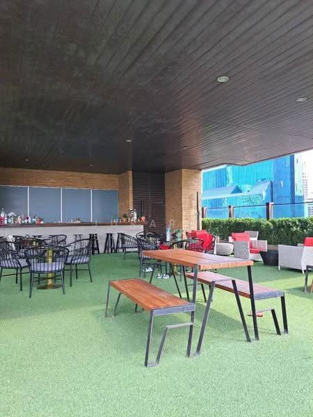 Urbana Sathorn, Bangkok, 55 South Sathorn Road, Thung Maha Mek, Sathon, Bangkok, 1 Bedroom, 69 sqm, Condo For Sale, by Jurarat Srichat, 500522052 - DDproperty.com