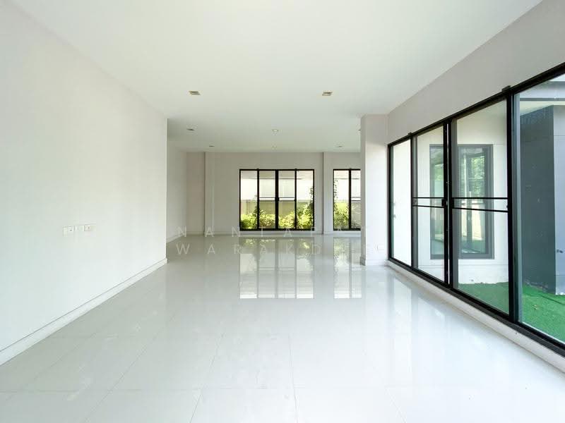 Bangkok Boulevard Rama 9, Bangkok, Kanchanaphisek Ring Road, Saphan Sung, Bangkok, 4 Bedrooms, 354 sqm, Single Detached House For Sale, by Nantapat Warakdee, 500522066 - DDproperty.com