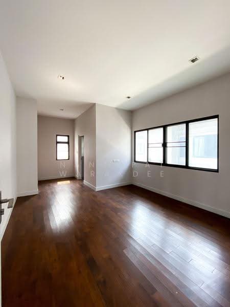 Bangkok Boulevard Rama 9, Bangkok, Kanchanaphisek Ring Road, Saphan Sung, Bangkok, 4 Bedrooms, 354 sqm, Single Detached House For Sale, by Nantapat Warakdee, 500522066 - DDproperty.com