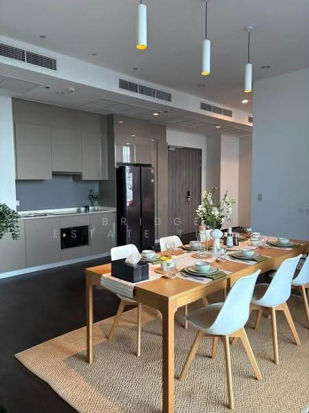 Whizdom Essence, Bangkok, 5 Piyabutr 1 Alley, Bang Chak, Phra Khanong, Bangkok, 4 Bedrooms, 202 sqm, Condo For Rent, by Bridge Estate Thailand, 500522074 - DDproperty.com