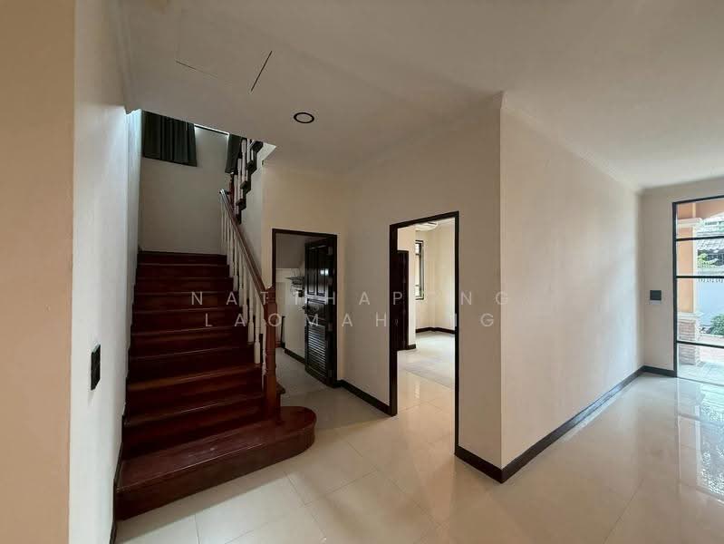 4-BR House, Bangkok, Khlong Tan Nua, Watthana, Bangkok, 4 Bedrooms, 180 sqm, Single Detached House For Rent, by Natthapong Laomahong, 500522083 - DDproperty.com