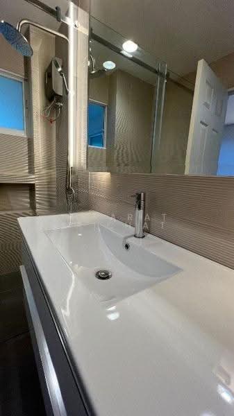 Life @ Ratchada-Suthisan, Bangkok, Ratchadapisek Road, Samsen Nok, Huai Khwang, Bangkok, 1 Bedroom, 41 sqm, Condo For Sale, by Jurarat Srichat, 500522122 - DDproperty.com
