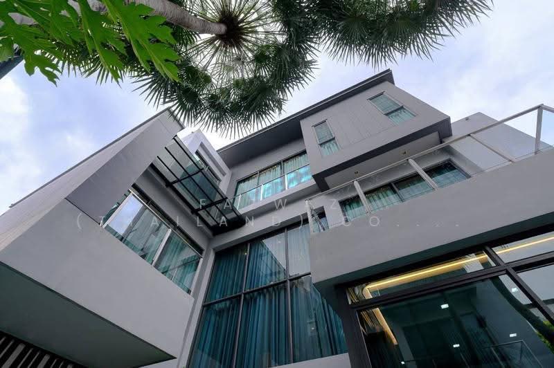 The Gentry Ekamai-Ladprao, Bangkok, 90 Soi Ladprao 94, Phlapphla, Wang Thonglang, Bangkok, 4 Bedrooms, 441 sqm, Single Detached House For Sale, by Fazwaz (Thailand) Co., Ltd., 500522123 - DDproperty.com