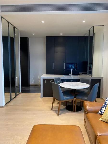 28 Chidlom, Bangkok, 28 Chit Lom Alley, Lumphini, Pathum Wan, Bangkok, 2 Bedrooms, 74 sqm, Condo For Rent, by Jurarat Srichat, 500522164 - DDproperty.com