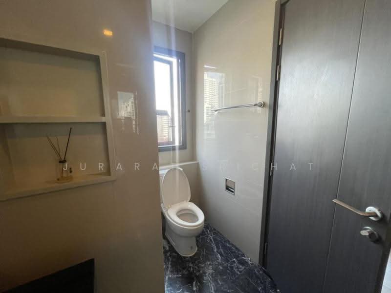 The Edge Sukhumvit 23, Bangkok, 6 Soi Sukhumvit 23, Khlongtoei Nua, Watthana, Bangkok, 1 Bedroom, 43 sqm, Condo For Rent, by Jurarat Srichat, 500522177 - DDproperty.com
