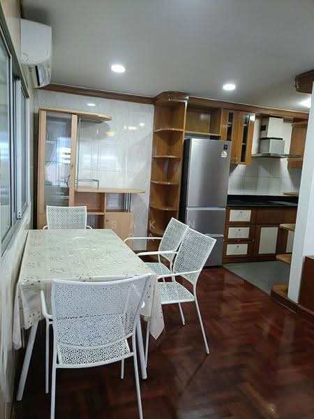 Petch 9 Tower : เพชรเก้า ทาวเวอร์, กรุงเทพ, ซอยเพชรบุรี 9, ถนนพญาไท, ราชเทวี, กรุงเทพ, 130 ตร.ม., คอนโด ให้เช่า, โดย Sakan Akkara-aektalin, 500522181 - DDproperty.com