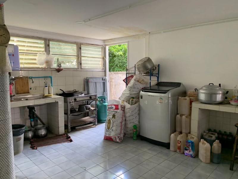 ขายบ้านพื้นที่ 167 ตร.ว. ซอยกรุงเทพ-นนทบุรี27 บางซื่อ ใกล้รถไฟฟ้าบางซ่อน ทำเลสะดวกสบายเข้าออกได้หลาย, กรุงเทพ, บางซื่อ, กรุงเทพ, 1,336 ตร.ม., บ้านเดี่ยว ขาย, โดย นฤมล ครั่งฝา, 500522190 - DDproperty.com