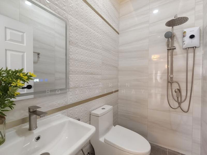 Paradise Hill 2, Chon Buri (Pattaya), Soi Bun Samphan 9, Nong Pru, Bang Lamung (Pattaya), Chon Buri (Pattaya), 3 Bedrooms, 220 sqm, Single Detached House For Sale, by Savarin Hotavaithaya, 500522220 - DDproperty.com