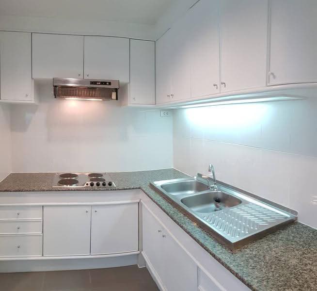 Mini House Sathorn 13, Bangkok, 9 Soi Sathorn 13, Thung Wat Don, Sathon, Bangkok, 2 Bedrooms, 160 sqm, Condo For Rent, by Jurarat Srichat, 500522231 - DDproperty.com