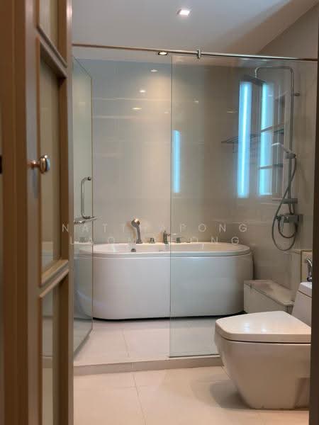 Equinox Phahol Vibha, Bangkok, 345 Paholyothin Road, Jom Phon, Chatuchak, Bangkok, 2 Bedrooms, 76 sqm, Condo For Sale, by Natthapong Laomahong, 500522236 - DDproperty.com