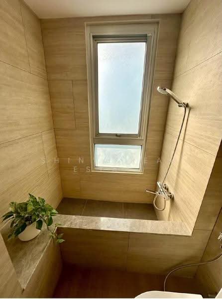Nusasiri Grand, Bangkok, Soi Sukhumvit 42, Phra Kanong, Khlong Toei, Bangkok, 3 Bedrooms, 167 sqm, Condo For Rent, by Shinyu Real Estate, 500522249 - DDproperty.com