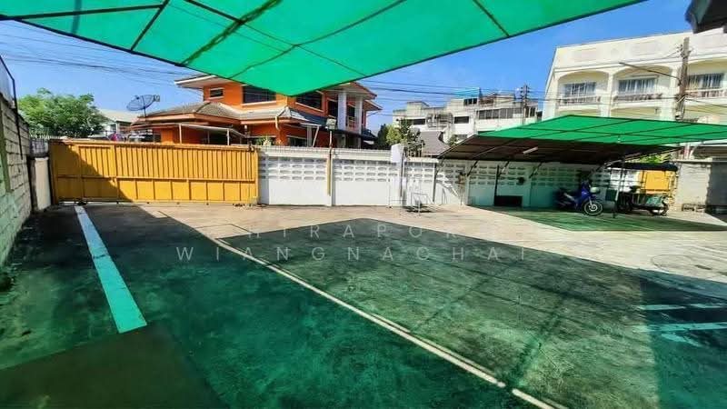 3-Storey Commercial Building, 3 Adjoining Units with Land at the Rear, Prime City-Centre Location, N, Khon Kaen, หน้าเมือง, Nai Muang, Muang Khon Kaen, Khon Kaen, , 758 sqm, Shophouse For Sale, by Chiraporn Wiangnachai, 500522262 - DDproperty.com