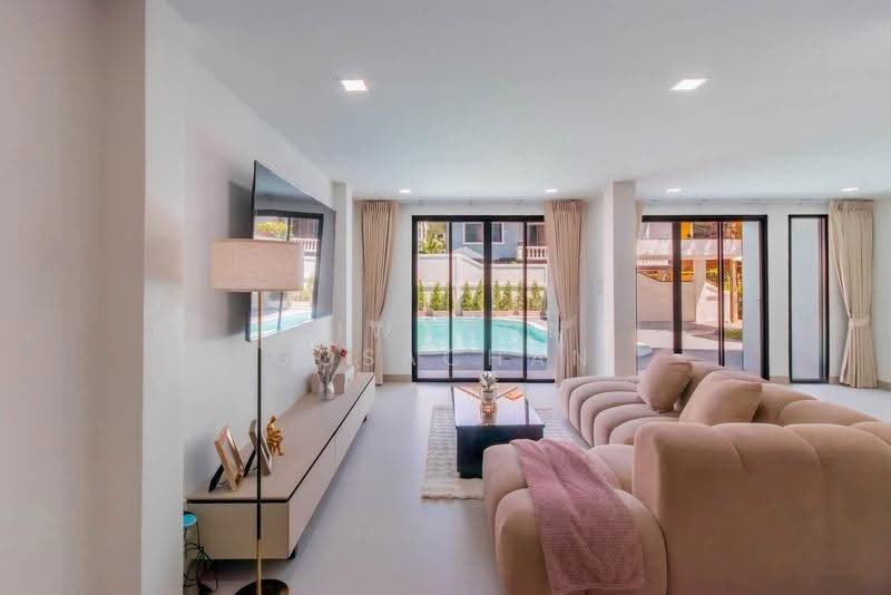7-BR Villa, Chon Buri (Pattaya), Nong Pru, Bang Lamung (Pattaya), Chon Buri (Pattaya), 7 Bedrooms, 400 sqm, Villa For Sale, by Siwanon Gosachan, 500522267 - DDproperty.com