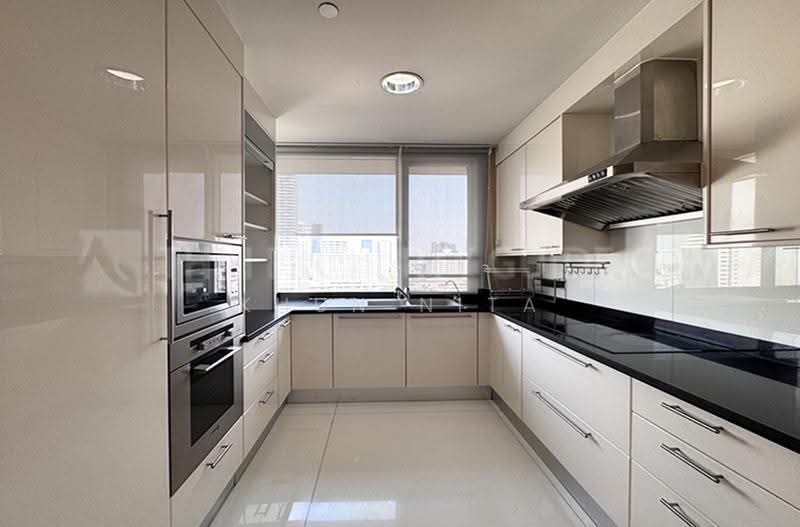 Hampton Thonglor 10, Bangkok, 324 Soi Thonglor 10, Sukhumvit Road, Khlong Tan Nua, Watthana, Bangkok, 3 Bedrooms, 232 sqm, Condo For Rent, by Khun Nita, 500522301 - DDproperty.com