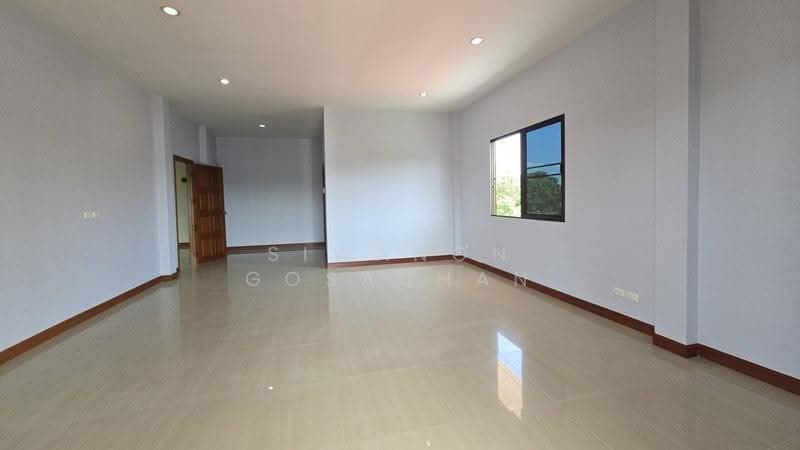 undefined, Chon Buri (Pattaya), Poong, Bang Lamung (Pattaya), Chon Buri (Pattaya), 5 Bedrooms, 357 sqm, Single Detached House For Sale, by Siwanon Gosachan, 500522314 - DDproperty.com