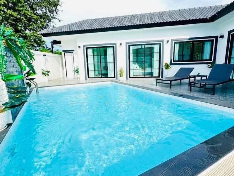 Rattanakorn Village 18, Chon Buri (Pattaya), Na Kloe, Bang Lamung (Pattaya), Chon Buri (Pattaya), 4 Bedrooms, 325 sqm, Single Detached House For Sale, by Siwanon Gosachan, 500522342 - DDproperty.com
