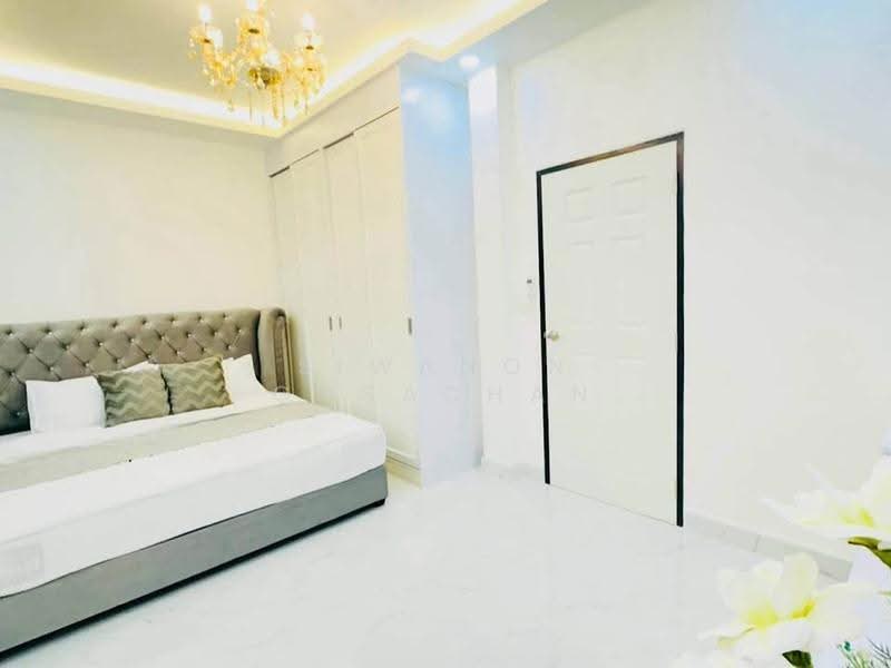 Rattanakorn Village 18, Chon Buri (Pattaya), Na Kloe, Bang Lamung (Pattaya), Chon Buri (Pattaya), 4 Bedrooms, 325 sqm, Single Detached House For Sale, by Siwanon Gosachan, 500522342 - DDproperty.com