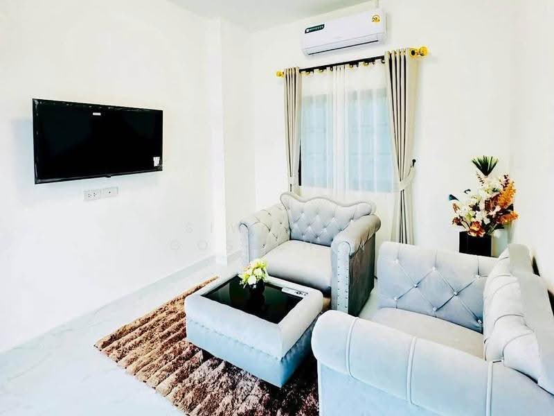 Rattanakorn Village 18, Chon Buri (Pattaya), Na Kloe, Bang Lamung (Pattaya), Chon Buri (Pattaya), 4 Bedrooms, 325 sqm, Single Detached House For Sale, by Siwanon Gosachan, 500522342 - DDproperty.com