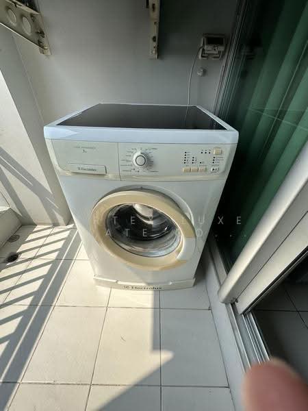 Life @ Ratchada-Huai Khwang, Bangkok, 189 Pracharatbamphen Road, Huai Khwang, Bangkok, 1 Bedroom, 40 sqm, Condo For Rent, by Vertex Luxe Estate Co.,LTD, 500522371 - DDproperty.com