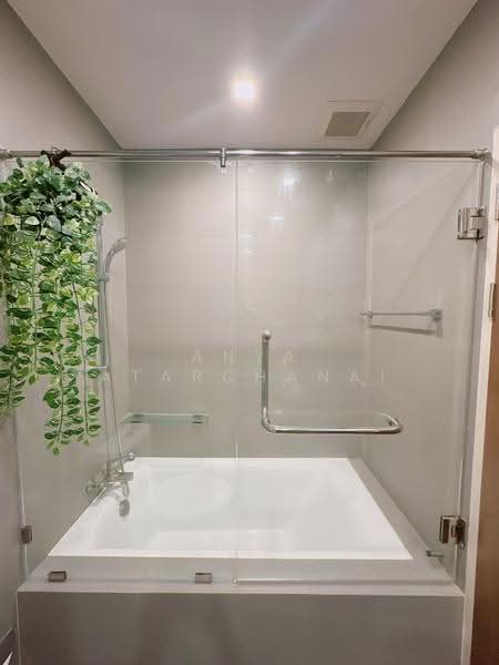 Noble ReD, Bangkok, 8 Paholyothin Road, Samsen Nai, Phaya Thai, Bangkok, 1 Bedroom, 54 sqm, Condo For Rent, by Anya Atarchanai, 500522375 - DDproperty.com