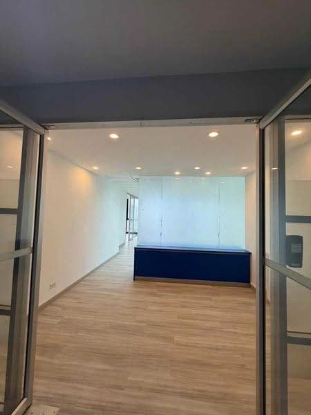 Chamnan Phenjati Business Center, Bangkok, Huai Khwang, Bangkok, , 181 sqm, Office Space For Rent, by Khun Eve, 500522415 - DDproperty.com