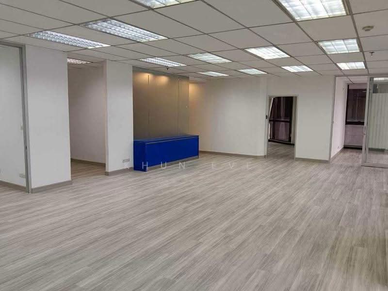 Chamnan Phenjati Business Center, Bangkok, Huai Khwang, Bangkok, , 181 sqm, Office Space For Rent, by Khun Eve, 500522415 - DDproperty.com
