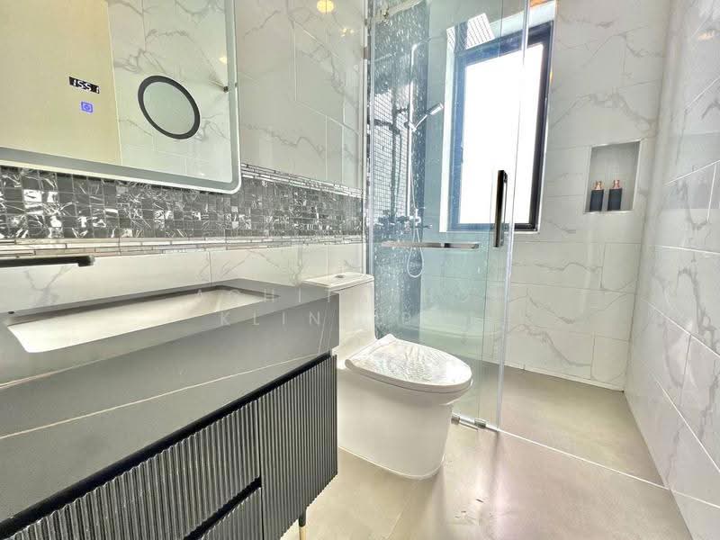 Palm Lakeside Villas : ปาล์ม เลคไซด์ วิลล่า, ชลบุรี, โป่ง, บางละมุง, ชลบุรี, 579 ตร.ม., วิลล่า ขาย, โดย Achitaphop Klinpipat, 500522422 - DDproperty.com