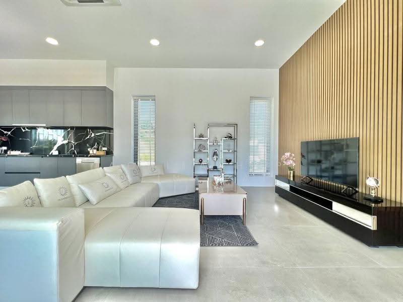 Palm Lakeside Villas : ปาล์ม เลคไซด์ วิลล่า, ชลบุรี, โป่ง, บางละมุง, ชลบุรี, 579 ตร.ม., วิลล่า ขาย, โดย Achitaphop Klinpipat, 500522422 - DDproperty.com