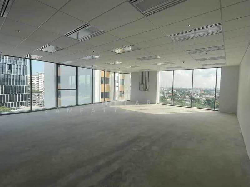 Office for rent Sukhumvit Hills, Bangkok, Bang Chak, Phra Khanong, Bangkok, , 100 sqm, Office Space For Rent, by Sumitara Sampattavanija, 500522440 - DDproperty.com