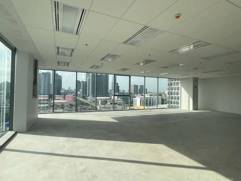 Office for rent Sukhumvit Hills, Bangkok, Bang Chak, Phra Khanong, Bangkok, , 100 sqm, Office Space For Rent, by Sumitara Sampattavanija, 500522440 - DDproperty.com