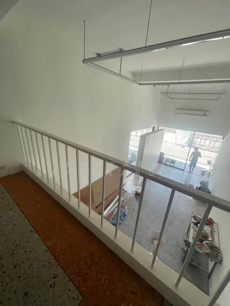 Commercial Building for Rent near bts Phra Khanong, Bangkok, สุขุมวิท 67, Phra Kanong Nua, Watthana, Bangkok, , 200 sqm, Shophouse For Rent, by Thanyarat Rattanaburee, 500522458 - DDproperty.com
