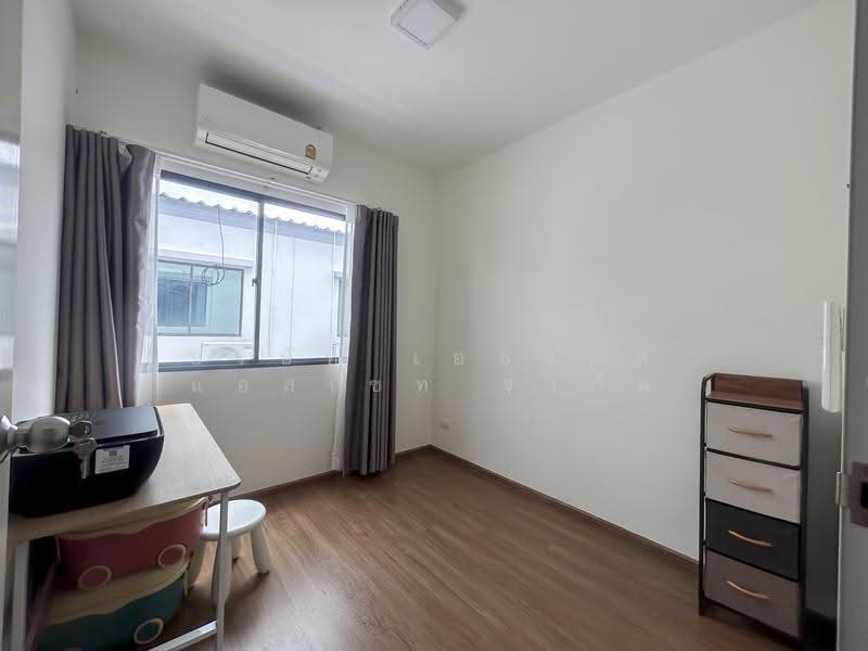Pleno Ratchapruek-Chaengwattana, Pathum Thani, O Bo Cho Rim Khan Khlong Ko Kriang Road, Bang Khu Wat, Muang Pathum Thani, Pathum Thani, 3 Bedrooms, 106 sqm, Townhouse For Sale, by บริษัท เอชแอล แอสเซท จำกัด, 500522479 - DDproperty.com