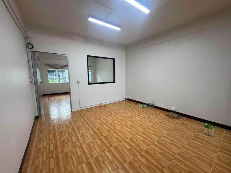 Commercial Building for Rent Mengjai Ratchada ( SPSEVE2287 ), Bangkok, ประชาอุทิศ 19, Samsen Nok, Huai Khwang, Bangkok, , 308 sqm, Shophouse For Rent, by Khun Eve, 500522481 - DDproperty.com