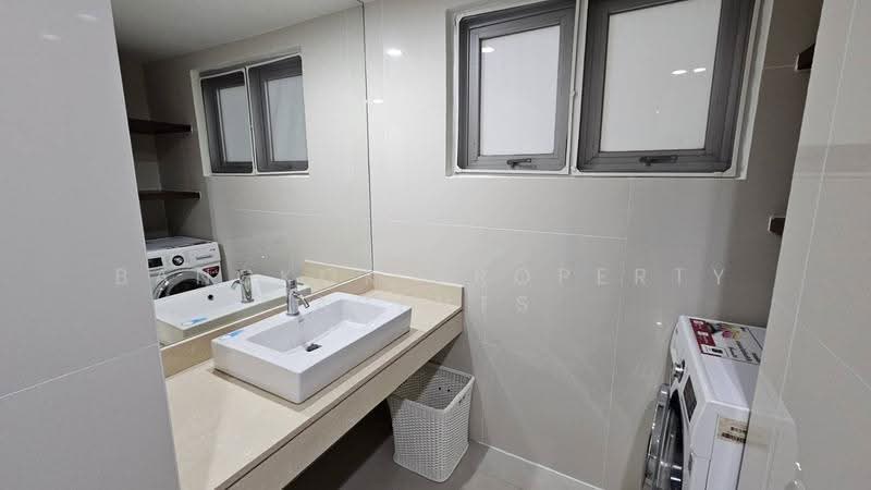 The Rajdamri, Bangkok, Ratchadamri Road, Lumphini, Pathum Wan, Bangkok, 2 Bedrooms, 112 sqm, Condo For Rent, by BANGKOK PROPERTY AGENTS, 500522508 - DDproperty.com