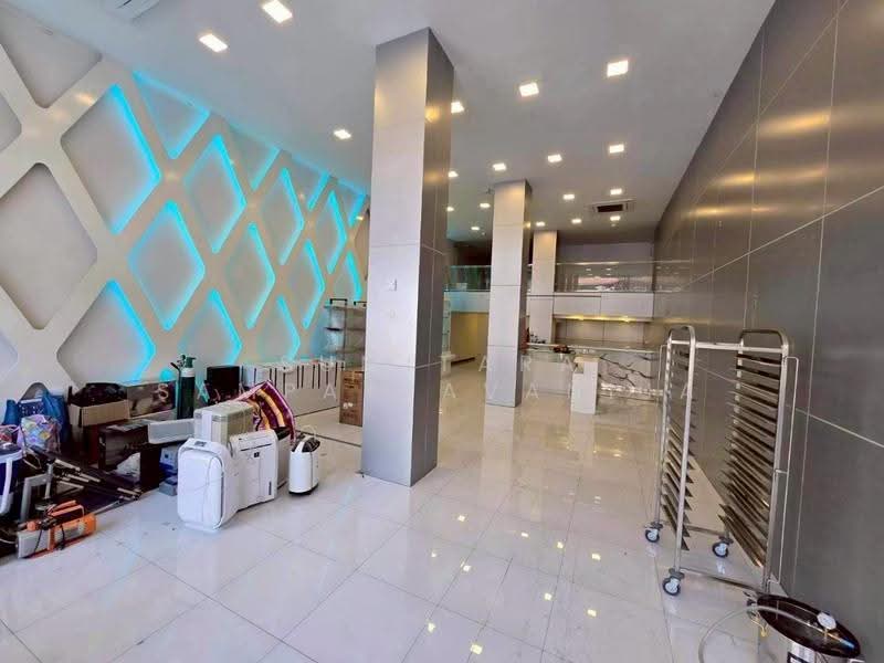 Building for rent Thonglor, Bangkok, Khlong Tan Nua, Watthana, Bangkok, , 448 sqm, Shophouse For Rent, by Sumitara Sampattavanija, 500522510 - DDproperty.com