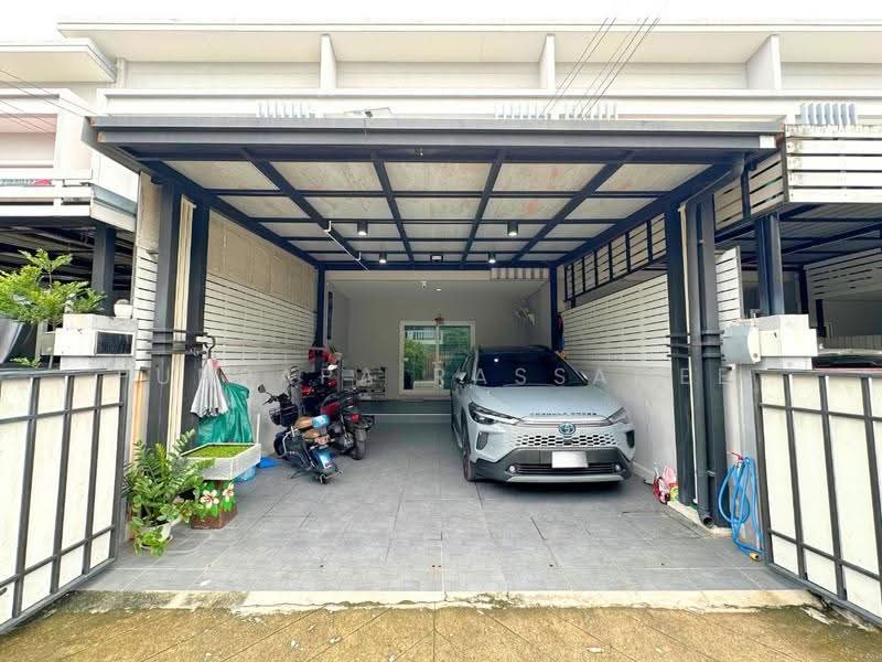 Hunsa S, Bangkok, Nong Kham, Nong Khaem, Bangkok, 3 Bedrooms, 140 sqm, Townhouse For Sale, by Punpapa Rassamee, 500522514 - DDproperty.com
