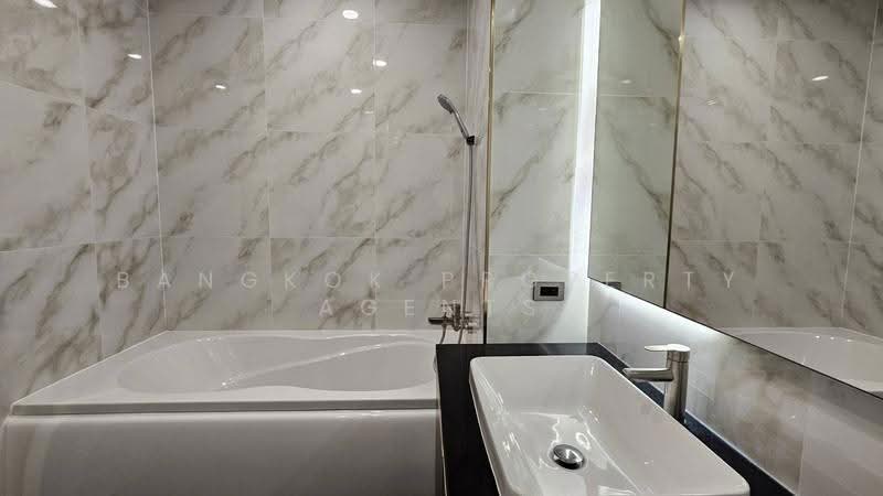 Wattana Suite, Bangkok, Soi Sukhumvit 15, Khlongtoei Nua, Watthana, Bangkok, 3 Bedrooms, 230 sqm, Condo For Rent, by BANGKOK PROPERTY AGENTS, 500522542 - DDproperty.com
