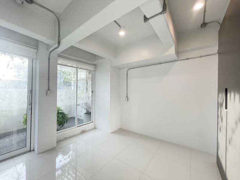 Home Office for Rent 35 sq.m on Pradiphat Soi 17, Phaya Thai, Near BTS Saphan Khwai, Bangkok, ประดิพัทธ์ 17, Samsen Nai, Phaya Thai, Bangkok, , 35 sqm, Office Space For Rent, by Sirithong Saetang, 500522543 - DDproperty.com