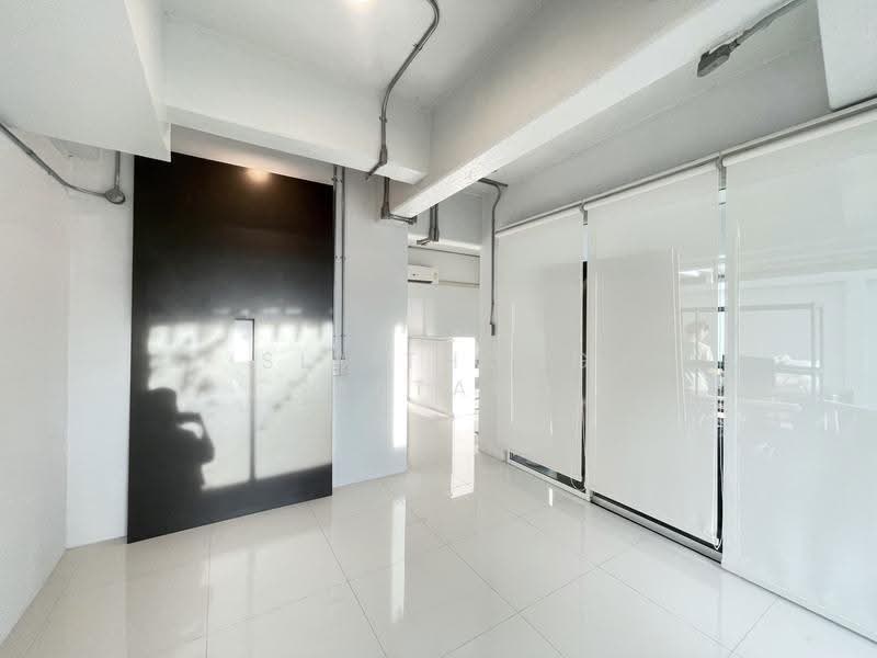 Home Office for Rent 35 sq.m on Pradiphat Soi 17, Phaya Thai, Near BTS Saphan Khwai, Bangkok, ประดิพัทธ์ 17, Samsen Nai, Phaya Thai, Bangkok, , 35 sqm, Office Space For Rent, by Sirithong Saetang, 500522543 - DDproperty.com