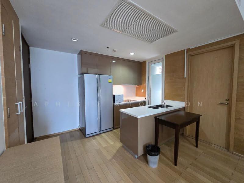 Siri At Sukhumvit, Bangkok, 902 Sukhumvit Road, Phra Kanong, Khlong Toei, Bangkok, 2 Bedrooms, 74 sqm, Condo For Rent, by Aphisit Khotudon, 500522560 - DDproperty.com