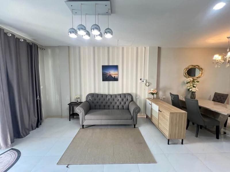 Ruenruedee 7, Bangkok, Min Buri, Bangkok, 4 Bedrooms, 181 sqm, Townhouse For Sale, by Airada Parasarn, 500522569 - DDproperty.com