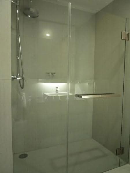 Socio Ruamrudee, Bangkok, Soi Ruamruedee 2, Lumphini, Pathum Wan, Bangkok, 1 Bedroom, 32 sqm, Condo For Sale, by Fazwaz (Thailand) Co., Ltd., 500522654 - DDproperty.com