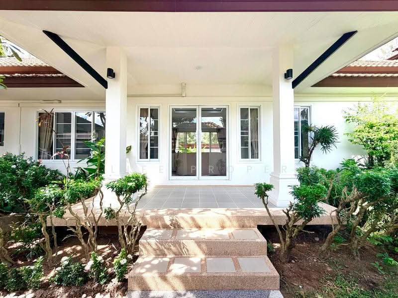 7R1079 Pool villa for rent 4 bedroom 3 bathroom 125,000/month at rawai have fully furnished, phuket, Rawai, Muang Phuket, Phuket, 4 Bedrooms, 300 sqm, Villa For Rent, by PK LIFE Property, 500522655 - DDproperty.com
